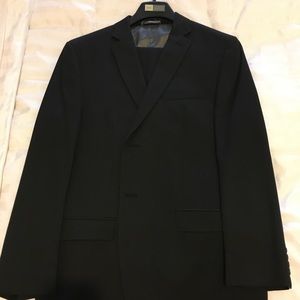 Joseph Abboud 42R pinstripe suit w/ matching pants 32/31